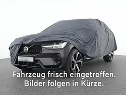 Schwarz Gebraucht 2022 Volvo XC40 Core SUV | 31.490 € (Fairer Preis)
