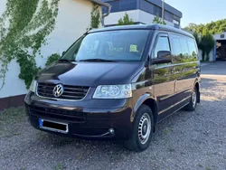 Braun Gebraucht 2009 VW T5 Comfortline Van | 17.899 €