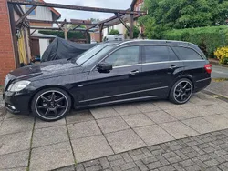 Schwarz Gebraucht 2010 Mercedes E220 Avantgarde Kombi | 7.990 € (Guter Preis)