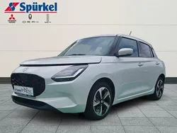 Weiß Gebraucht 2025 Suzuki Swift Comfort+ Limousine | 17.980 € (Etwas zu teuer)