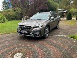 Braun Neu 2025 Subaru Outback Platinum SUV | 46.990 € (Fairer Preis)