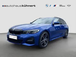 M portimao blau metallic Gebraucht 2021 BMW 330 M Sport Kombi | 37.845 € (Fairer Preis)