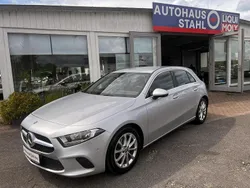 Silber Gebraucht 2019 Mercedes A200 Progressive Limousine | 22.490 € (Teuer)
