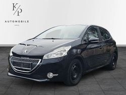 Schwarz Gebraucht 2013 Peugeot 208 Active Kleinwagen | 6.900 € (Etwas zu teuer)