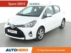 Weiß Gebraucht 2016 Toyota Yaris Hybrid Edition-S Kleinwagen | 12.690 € (Fairer Preis)