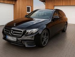 Schwarz Gebraucht 2019 Mercedes E220 Kombi | 21.490 € (Fairer Preis)