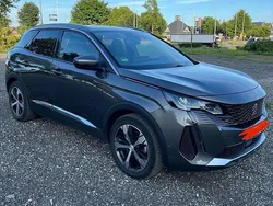Grau Gebraucht 2021 Peugeot 3008 SUV | 17.600 € (Fairer Preis)