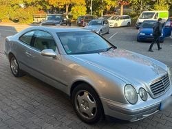 Silber Gebraucht 1999 Mercedes CLK200 Coupé | 3.550 € (Fairer Preis)