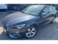 Grau Gebraucht 2024 Seat Leon FR Limousine | 29.450 € (Etwas zu teuer)