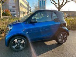 Blau Gebraucht 2020 Smart ForTwo Electric Drive Coupé | 11.990 € (Teuer)