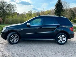 Schwarz Gebraucht 2011 Mercedes ML300 SUV | 9.880 € (Fairer Preis)