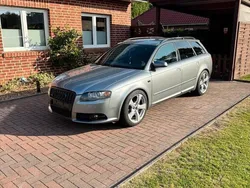 Grau Gebraucht 2005 Audi A4 S-Line Kombi | 3.000 € (Fairer Preis)