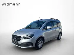 Helvinsilber metallic Gebraucht 2023 Mercedes T180 Edition Van / Kleinbus | 25.850 € (Etwas zu teuer)