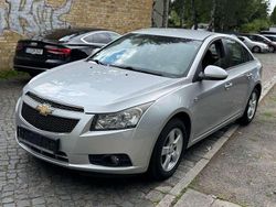 Silber Gebraucht 2010 Chevrolet Cruze Limousine | 2.999 € (Fairer Preis)