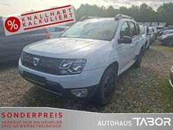 Gletscherweiss Gebraucht 2017 Dacia Duster Black Shadow SUV | 7.485 € (Superpreis)