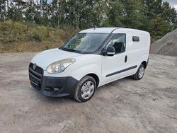 Weiß Gebraucht 2011 Fiat Doblò Van / Kleinbus | 5.355 € (Fairer Preis)