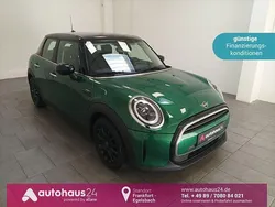 Grün Gebraucht 2021 Mini Cooper Classic Kleinwagen | 18.870 € (Fairer Preis)