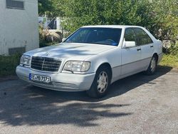 Weiß Gebraucht 1992 Mercedes S400 SE Limousine | 11.999 €