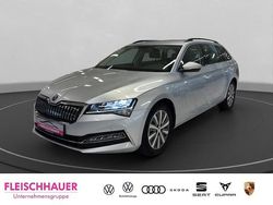 Brillantsilber metallic Gebraucht 2022 Skoda Superb Kombi | 27.290 € (Guter Preis)