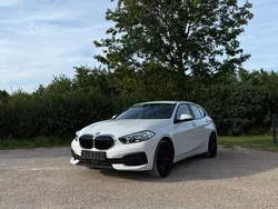 Weiß Gebraucht 2020 BMW 118 Comfort Edition Kleinwagen | 19.950 € (Guter Preis)