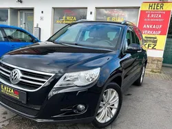 Schwarz Gebraucht 2011 VW Tiguan SUV | 9.499 € (Fairer Preis)