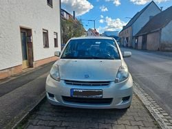 Gold Gebraucht 2008 Daihatsu Sirion Kleinwagen | 399 € (Superpreis)