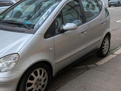 Silber Gebraucht 2002 Mercedes A190 Elegance Van / Kleinbus | 550 € (Superpreis)