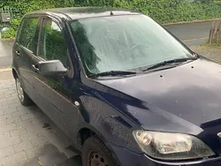 Blau Gebraucht 2004 Mazda 2 Comfort Limousine | 600 € (Superpreis)