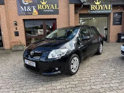Schwarz Gebraucht 2009 Toyota Auris Luna | 4.800 € (Fairer Preis)