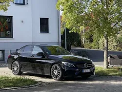 Gebraucht 2016 Mercedes C180 AMG line Limousine | 24.999 € (Teuer)