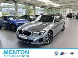 Skyscraper grau Gebraucht 2022 BMW 330e Shadowline Kombi | 32.990 € (Guter Preis)