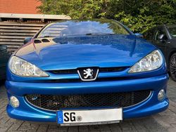 Blau Gebraucht 2004 Peugeot 206 CC Platinum Cabrio | 2.000 € (Fairer Preis)