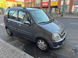 Grau Gebraucht 2006 Opel Agila Kleinwagen | 650 € (Guter Preis)