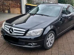 Schwarz Gebraucht 2009 Mercedes C200 Avantgarde Limousine | 8.000 € (Fairer Preis)