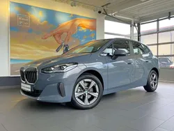 Sparkling kupfergrau metallic Gebraucht 2024 BMW 218 Active Tourer Van / Kleinbus | 28.820 € (Superpreis)