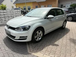 Weiß Gebraucht 2016 VW Golf VII Comfortline Limousine | 11.000 € (Fairer Preis)