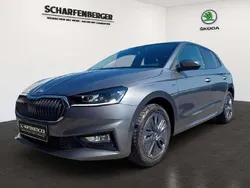 Graphite grau metallic Gebraucht 2024 Skoda Fabia Drive Kleinwagen | 24.250 € (Guter Preis)