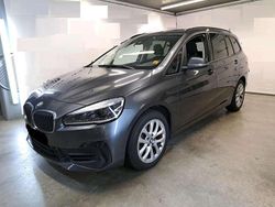 Mineralgrau metallic Gebraucht 2022 BMW 220 Van / Kleinbus | 21.900 € (Superpreis)
