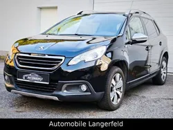 Schwarz Gebraucht 2015 Peugeot 2008 Style SUV | 5.600 € (Guter Preis)