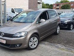 Braun Gebraucht 2013 VW Golf Limousine | 9.490 € (Guter Preis)