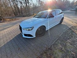 Weiß Gebraucht 2016 Audi RS6 Performance Kombi | 45.000 € (Fairer Preis)