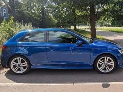 Schwarz Gebraucht 2012 Audi A3 S-Line Limousine | 8.700 € (Superpreis)