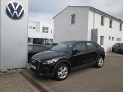 Mythosschwarz metallic Gebraucht 2017 Audi Q2 Basis SUV | 13.790 € (Fairer Preis)