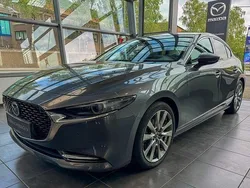 Grau Gebraucht 2020 Mazda 3 Selection Limousine | 20.995 € (Fairer Preis)