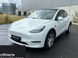 Weiß Gebraucht 2022 Tesla Model Y Long Range SUV | 37.800 € (Fairer Preis)