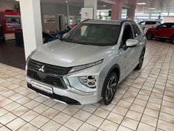 Silber Gebraucht 2022 Mitsubishi Eclipse Cross Plus SUV | 24.900 € (Fairer Preis)