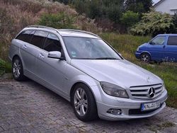 Gebraucht 2009 Mercedes 220 | 7.000 €