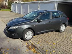 Grau Gebraucht 2011 Seat Ibiza Style Limousine | 3.200 € (Guter Preis)