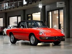 Rot Gebraucht 1974 Alfa Romeo Spider Cabrio | 29.990 €