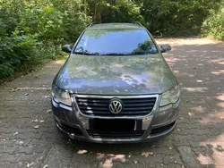 Grau Gebraucht 2007 VW Touran Van / Kleinbus | 1.500 € (Superpreis)